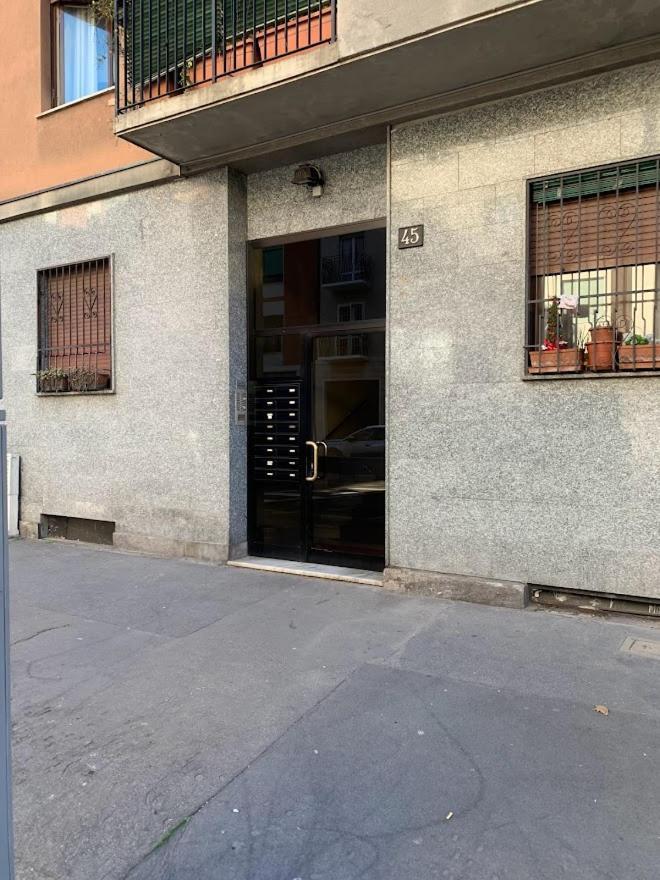 Andrea Apartment Milan Exterior photo